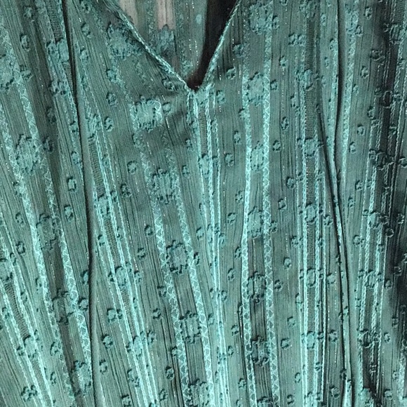 ✨RyeGrass Green Ruffled Women's Top Size X Large - Picture 5 of 6